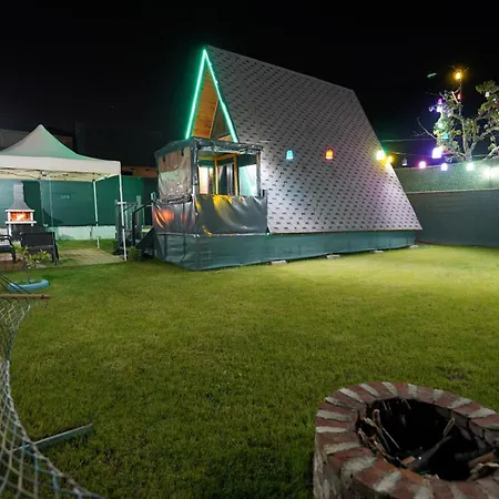 Lodge Hilltop 3 *